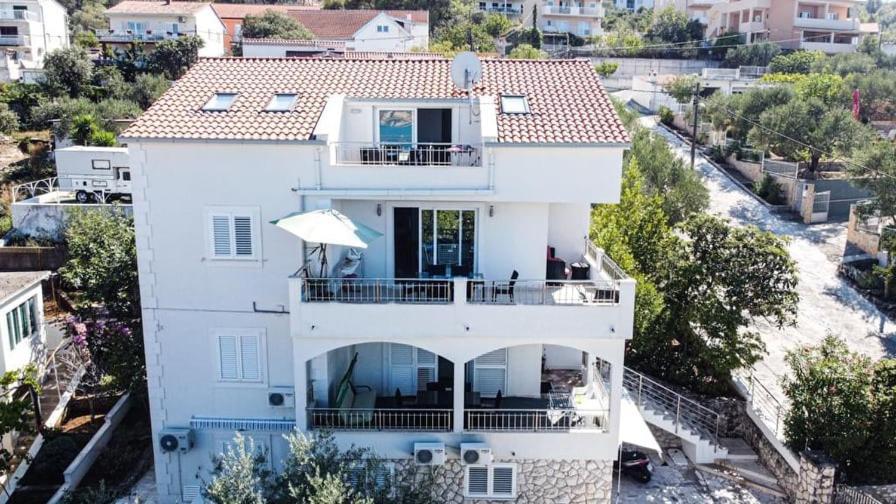 Genesis 4 Apartment Trogir Exterior photo